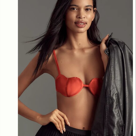HOST PICK: Brand New By Anthropologie Structured Heart Bra - Picture 1 of 8